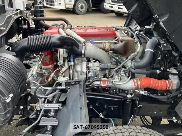 Hino RANGER 2025-04 7509824-17