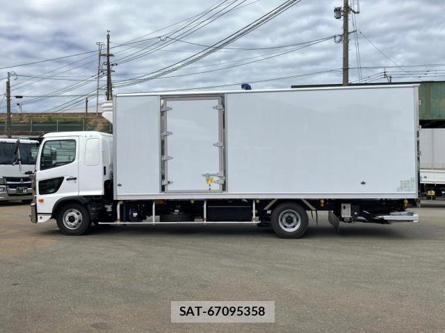 Hino RANGER 2025-04 7509824-4