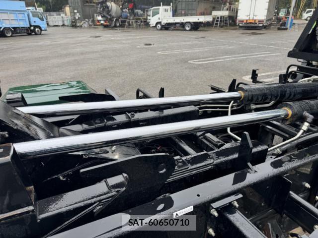 Hino RANGER 2019-08 7502494-13