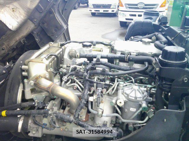 Hino RANGER 2012-02 7502497-17