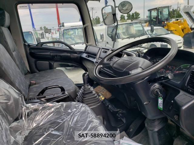 Hino RANGER 2014-11 7502518-21