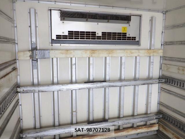 Hino RANGER 2018-07 7502512-9