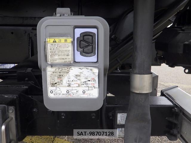 Hino RANGER 2018-07 7502512-15
