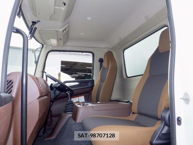 Hino RANGER 2018-07 7502512-17