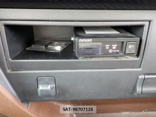 Hino RANGER 2018-07 7502512-22