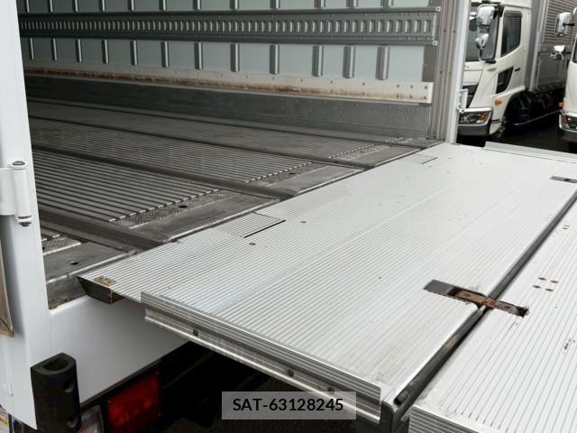 Hino RANGER 2021-03 7502477-20