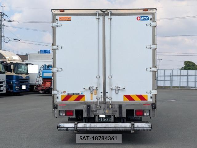 Hino RANGER 2021-07 7502490-6