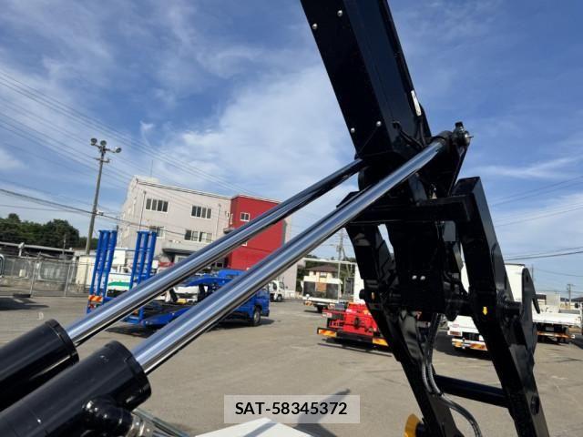 Hino RANGER 2025-10 7502487-11