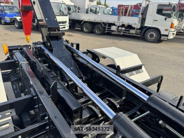 Hino RANGER 2025-10 7502487-15