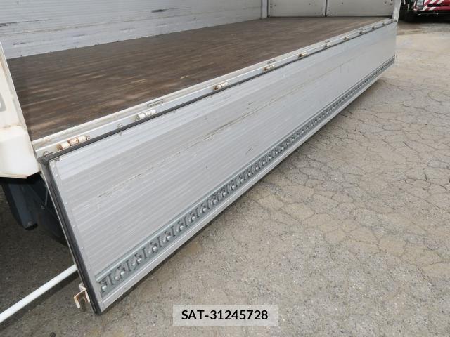 Hino RANGER 2018-03 7502498-13