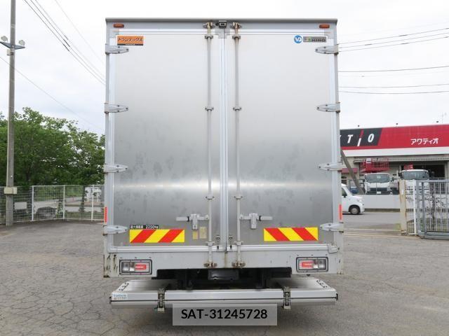 Hino RANGER 2018-03 7502498-4
