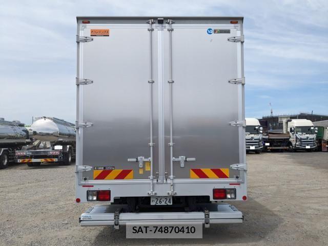 Hino RANGER 2023-04 7502482-4