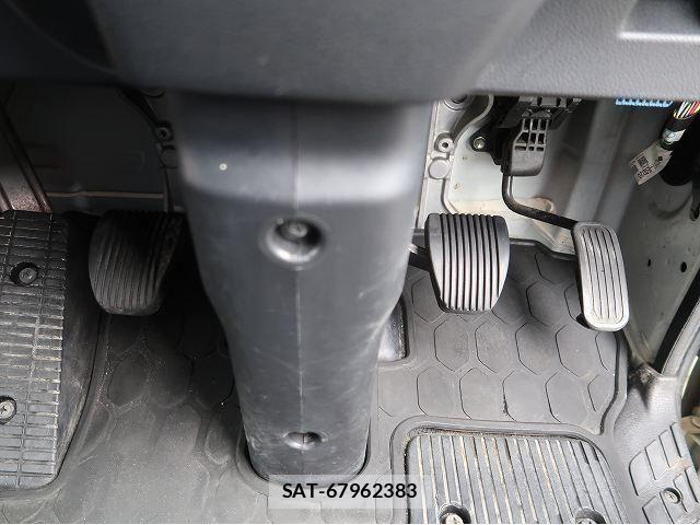 Hino RANGER 2018-09 7562714-20