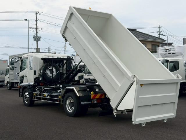 Hino RANGER 2025-10 7606947-16