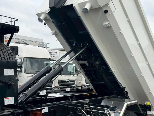 Hino RANGER 2025-10 7606947-24