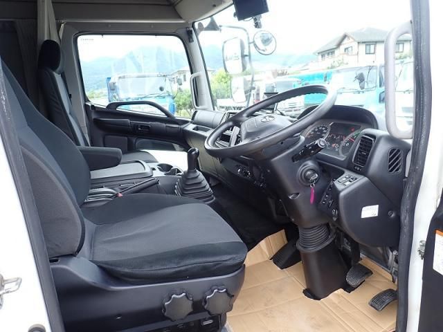 Hino RANGER 2017-04 7606959-13