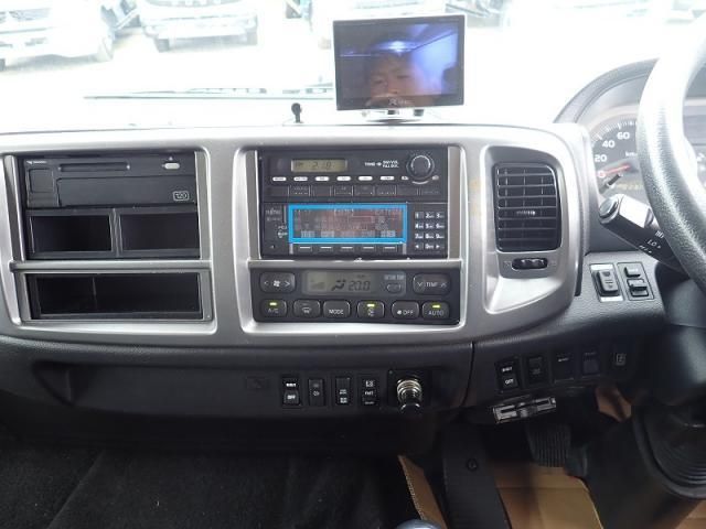 Hino RANGER 2017-04 7606959-17