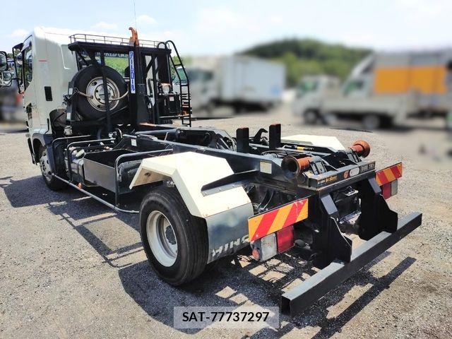 Hino RANGER 2021-09 7619482-3