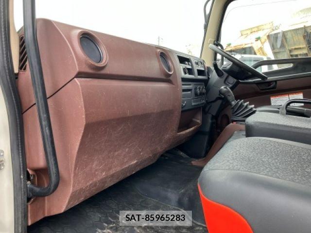 Hino RANGER 2018-01 7619485-27