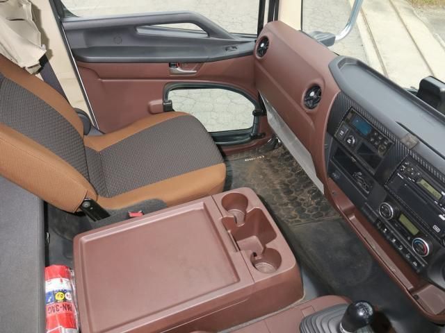Hino RANGER 2019-04 7606960-25
