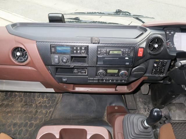 Hino RANGER 2019-04 7606960-26