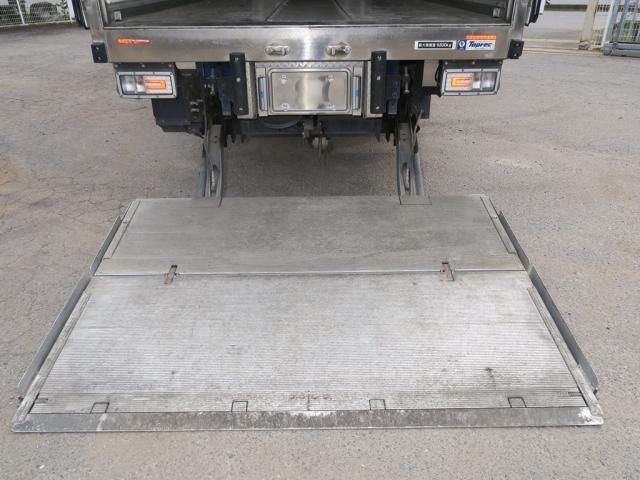 Hino RANGER 2019-04 7606960-6