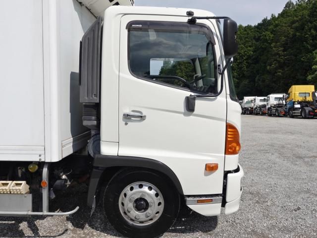 Hino RANGER 2015-09 7606971-6