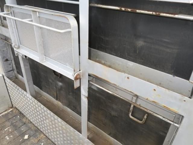 Hino RANGER 2021-09 7710456-9