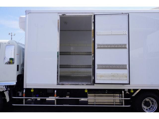 Hino RANGER 2022-07 7710437-18