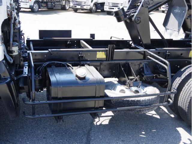 Hino RANGER 2013-01 7710469-15