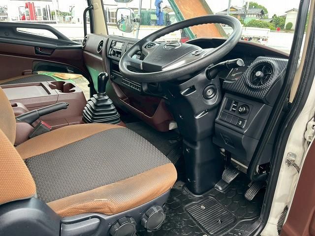 Hino RANGER 2021-02 7710465-18
