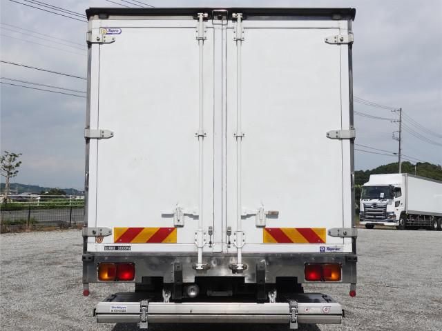 Hino RANGER 2015-09 7710476-9