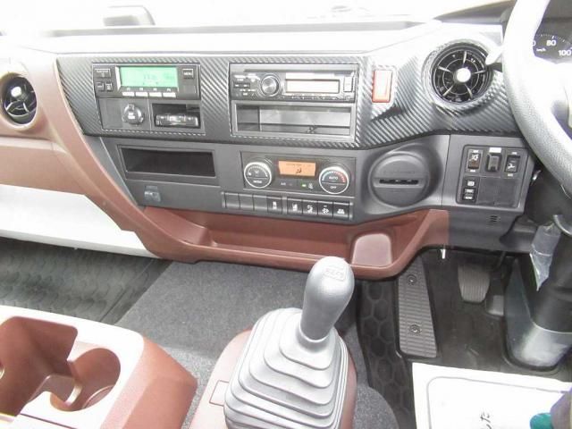 Hino RANGER 2025-09 7737884-15