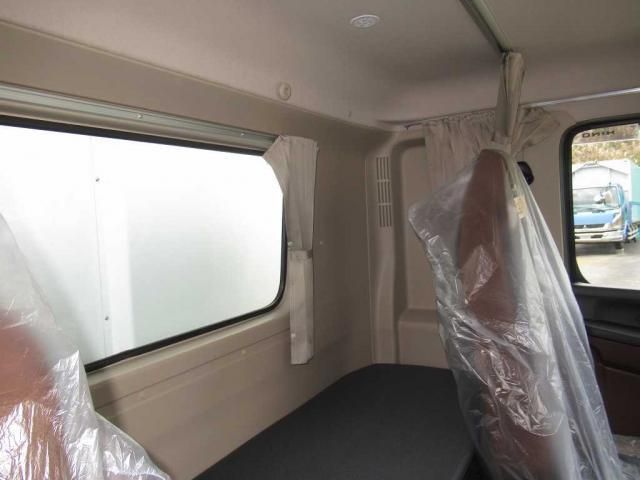 Hino RANGER 2025-09 7737884-18