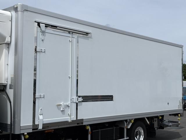 Hino RANGER 2017-12 7737886-9
