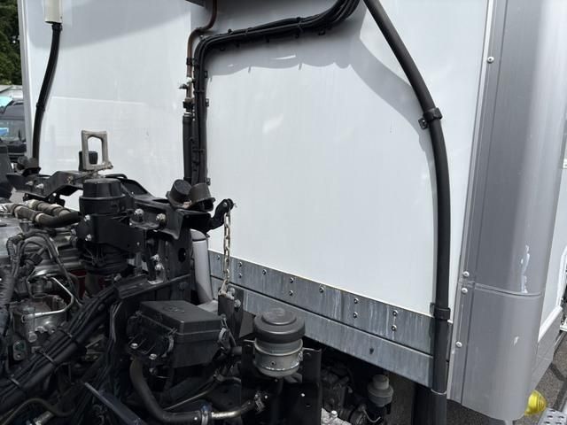 Hino RANGER 2017-12 7737886-13