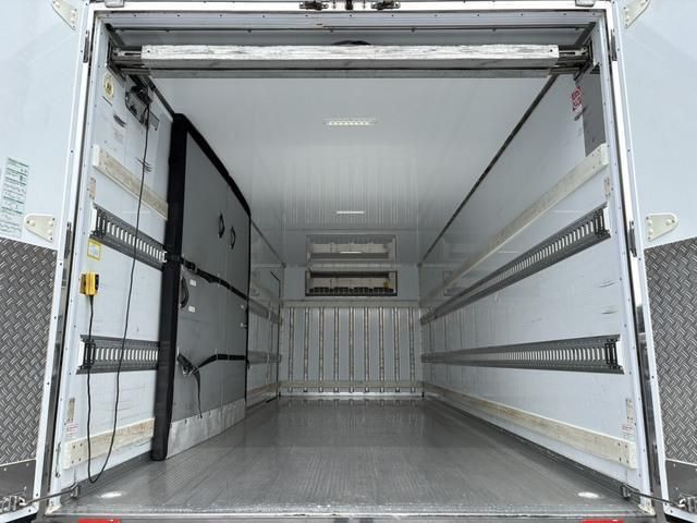 Hino RANGER 2017-12 7737886-20