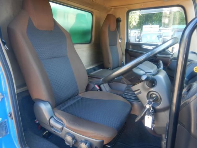 Hino RANGER 2018-03 7864774-19