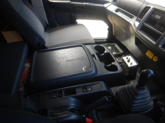 Hino RANGER 2017-09 7864775-17