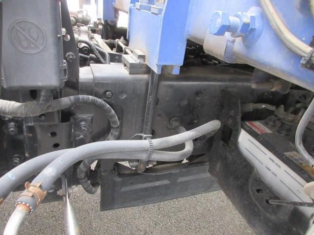 Hino RANGER 2011-02 7864765-27