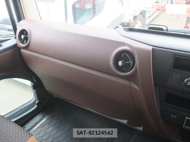 Hino RANGER 2021-05 7903287-17