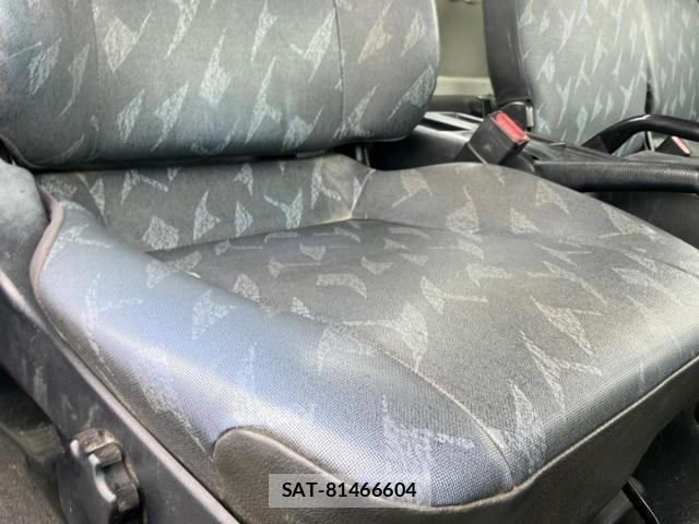 Hino RANGER 2011-12 7903290-18