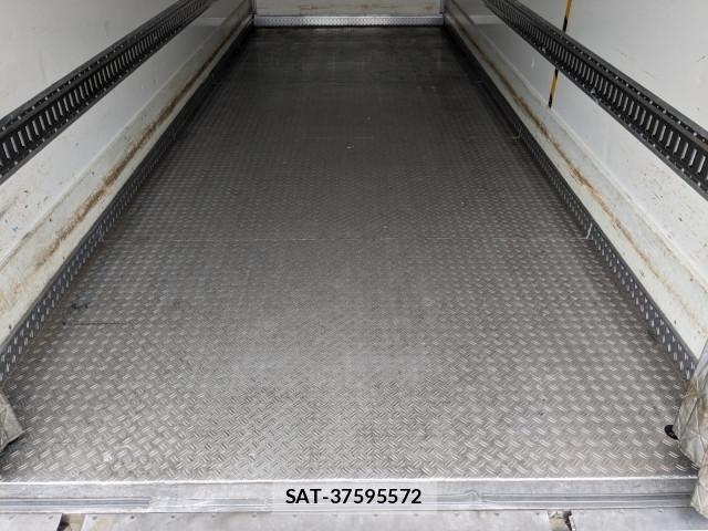 Hino RANGER 2017-05 7963490-11