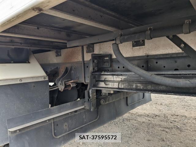 Hino RANGER 2017-05 7963490-21