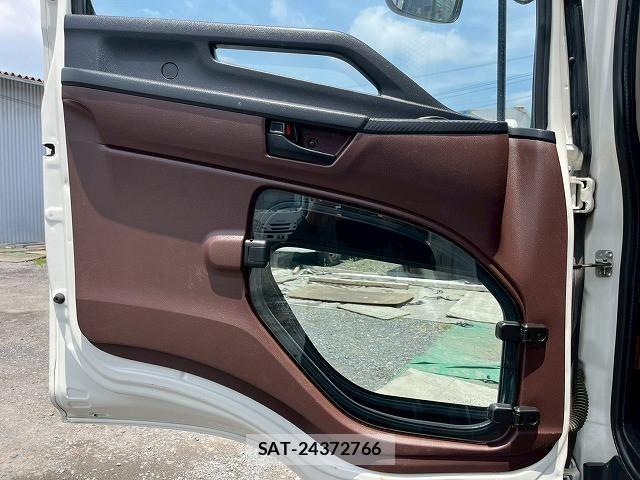 Hino RANGER 2019-02 7963473-26