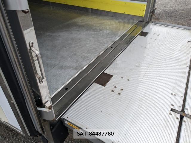 Hino RANGER 2023-03 7963472-16