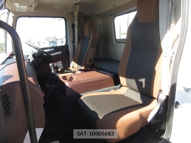 Hino RANGER 2025-09 7963510-21