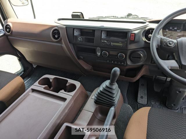 Hino RANGER 2023-06 7963455-17