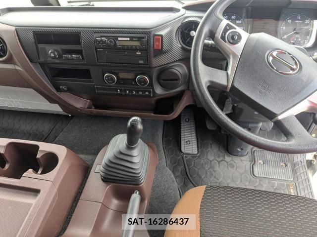 Hino RANGER 2024-10 7963452-24