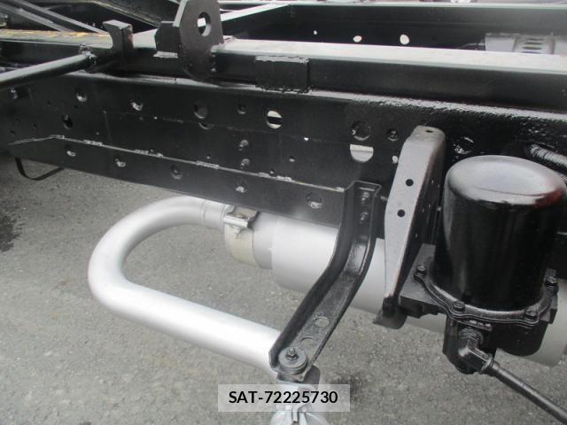 Hino RANGER 2004-09 7963483-21